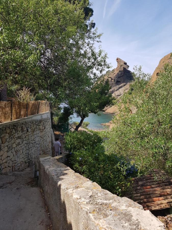Studio Le Peneque Des Anges La Ciotat Exterior foto